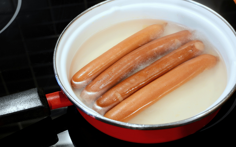 Illustration for article titled Let's settle the debate: Is hot dog water broth or stock?